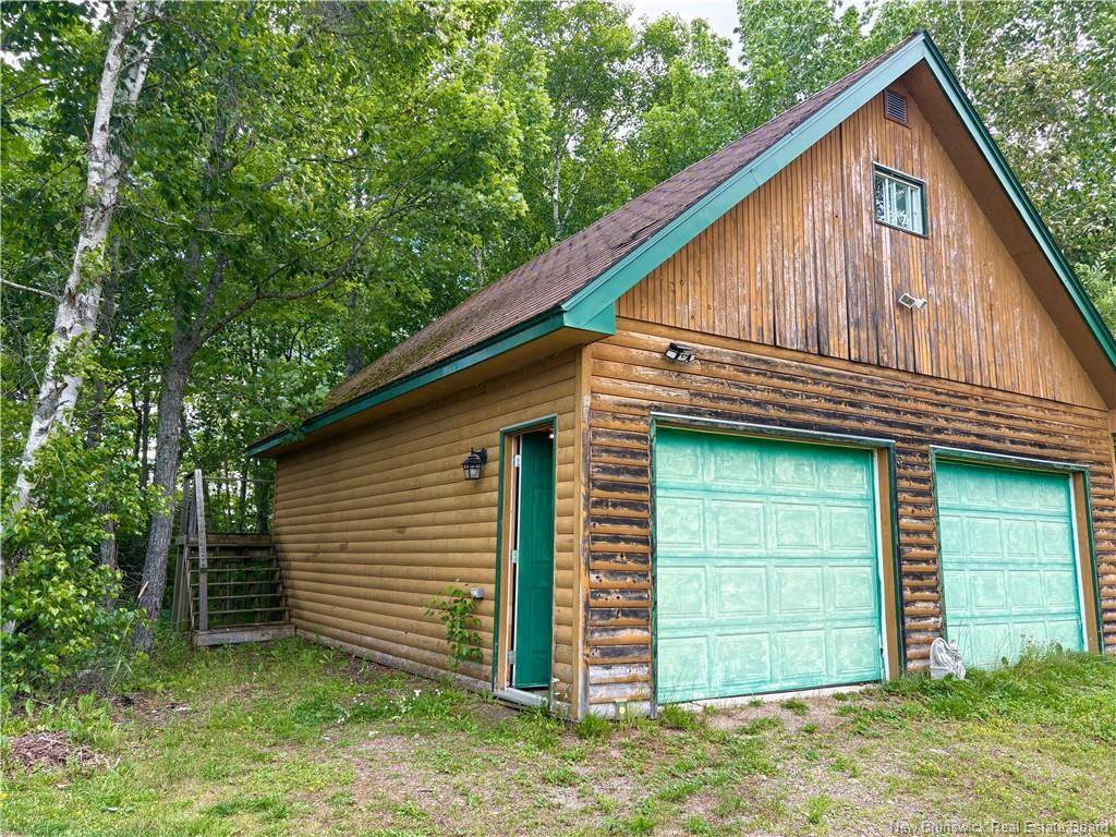 27 Binks Cres, Harvey, NB