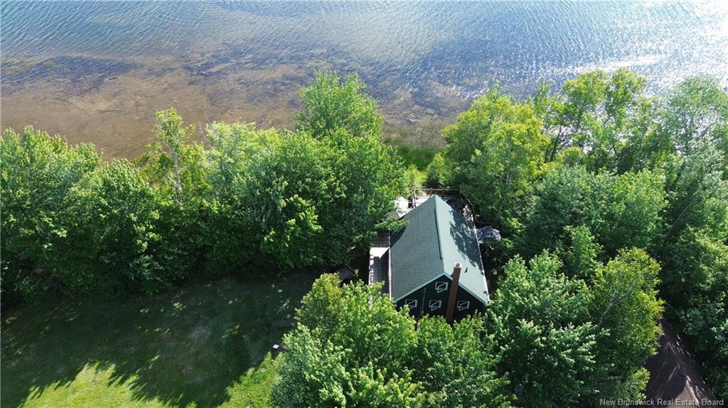 27 Binks Cres, Harvey, NB