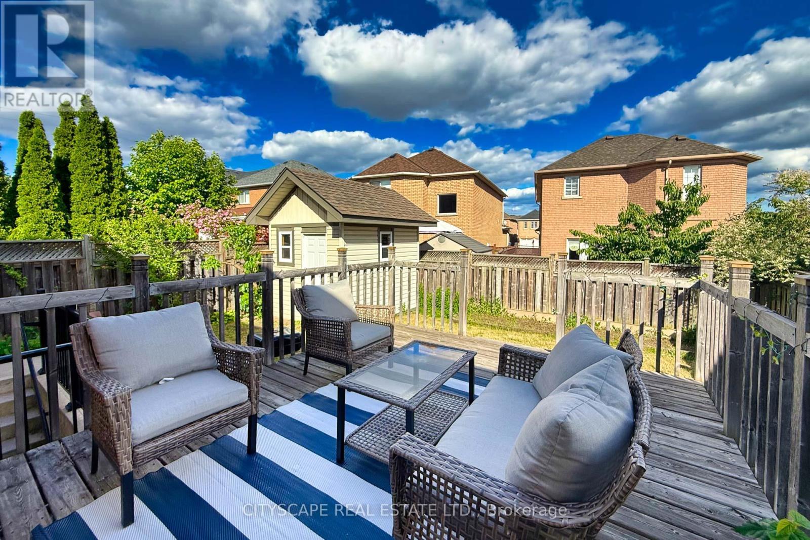 764 Avocado Crescent, Mississauga, ON - Outdoor With Deck Patio Veranda