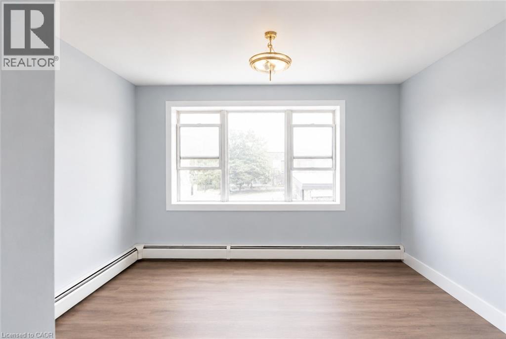 355 Main Street E Unit# 2, Hamilton, ON - Indoor Photo Showing Other Room