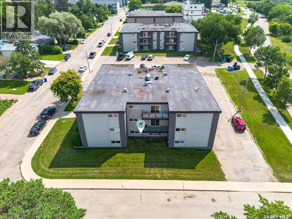 2 2106 Ste Cecilia Avenue, Saskatoon, SK - Outdoor