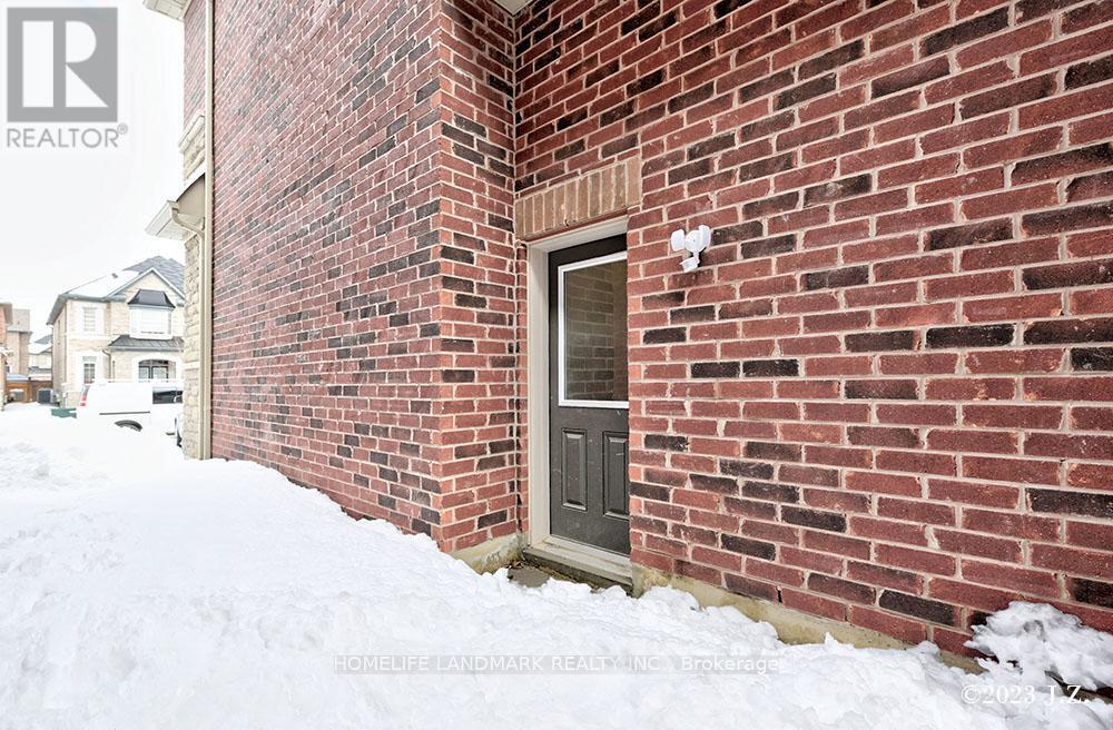 17 Elderslie Crescent, Vaughan, ON - Outdoor