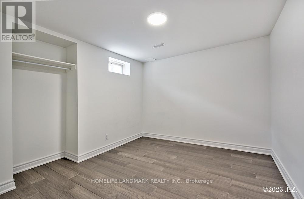 17 Elderslie Crescent, Vaughan, ON - Indoor Photo Showing Other Room