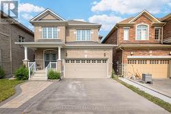 102 CREEKLAND AVENUE Whitchurch-Stouffville, ON L4A 1X4