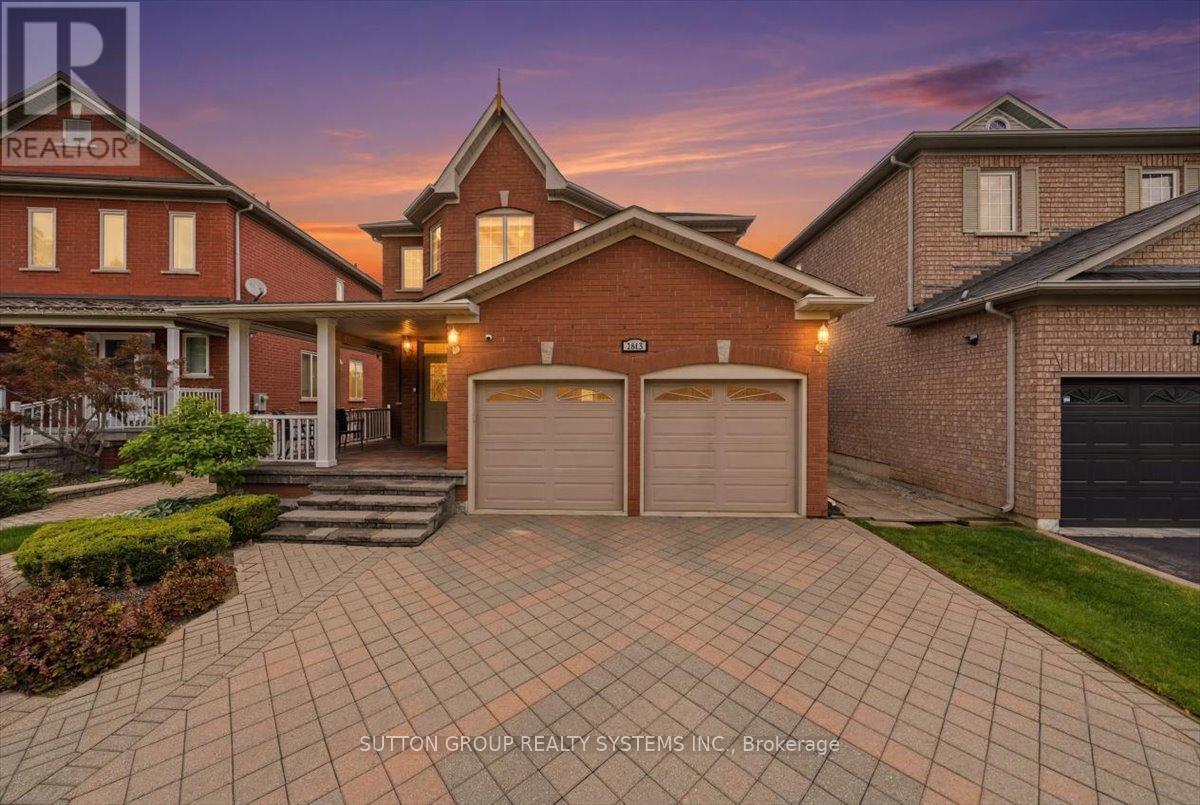 1382 Avon Drive, Mississauga, ON - Outdoor