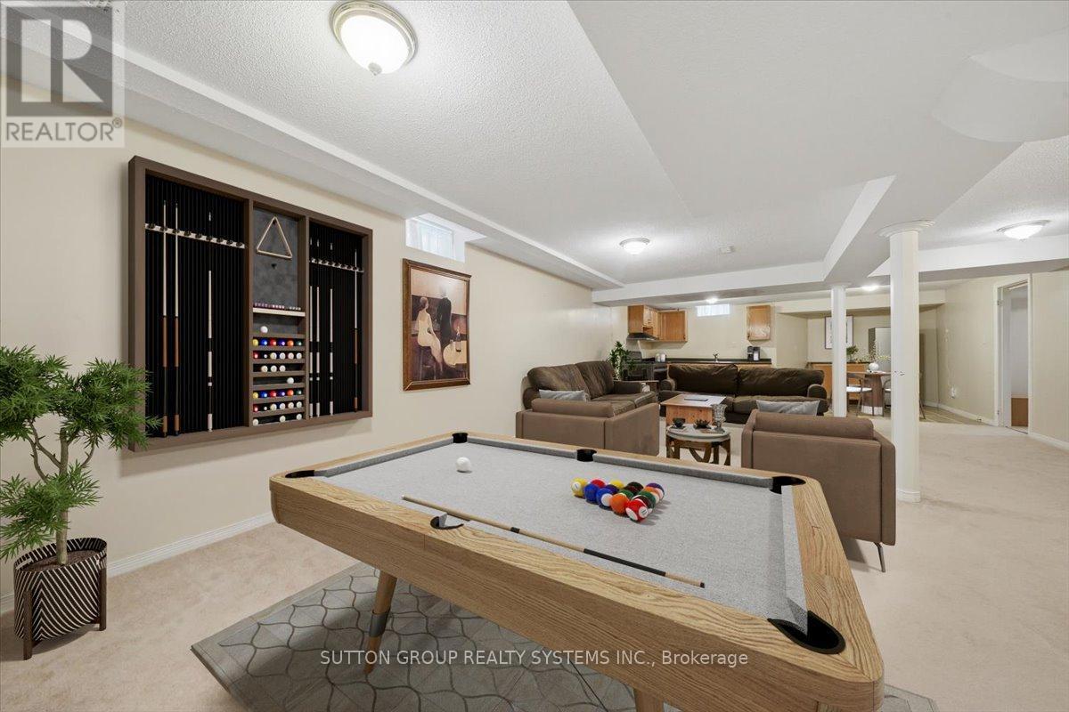 1382 Avon Drive, Mississauga, ON - Indoor Photo Showing Other Room