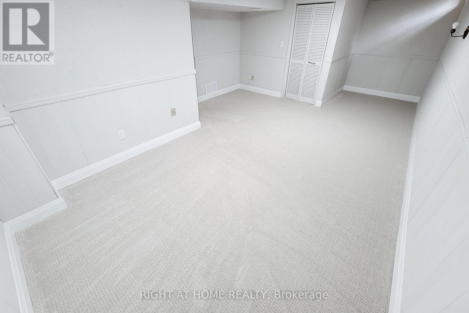 3574 Autumnleaf Crescent, Mississauga, ON - Indoor Photo Showing Other Room