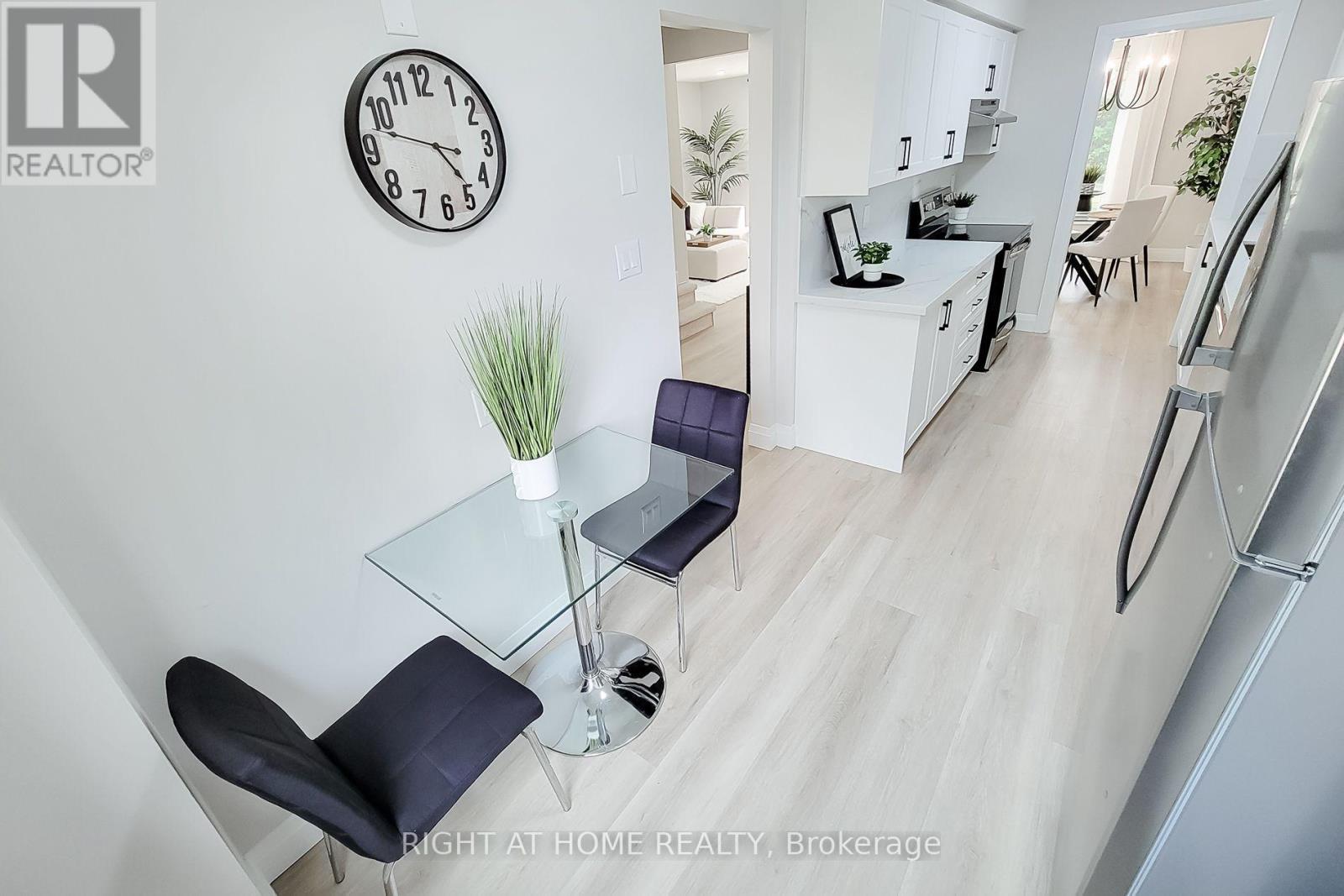 3574 Autumnleaf Crescent, Mississauga, ON - Indoor