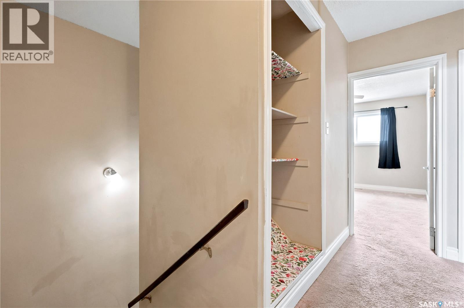 6 1292 Gordon Road, Moose Jaw, SK - Indoor Photo Showing Other Room