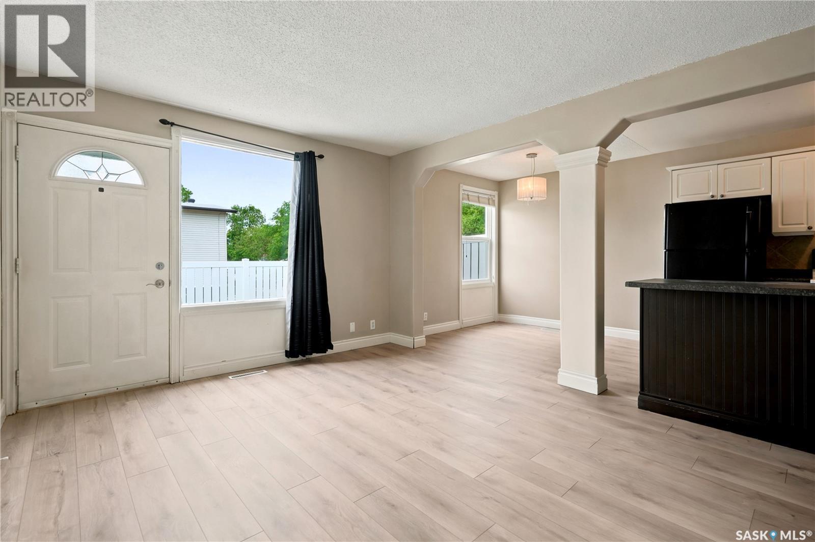 6 1292 Gordon Road, Moose Jaw, SK - Indoor