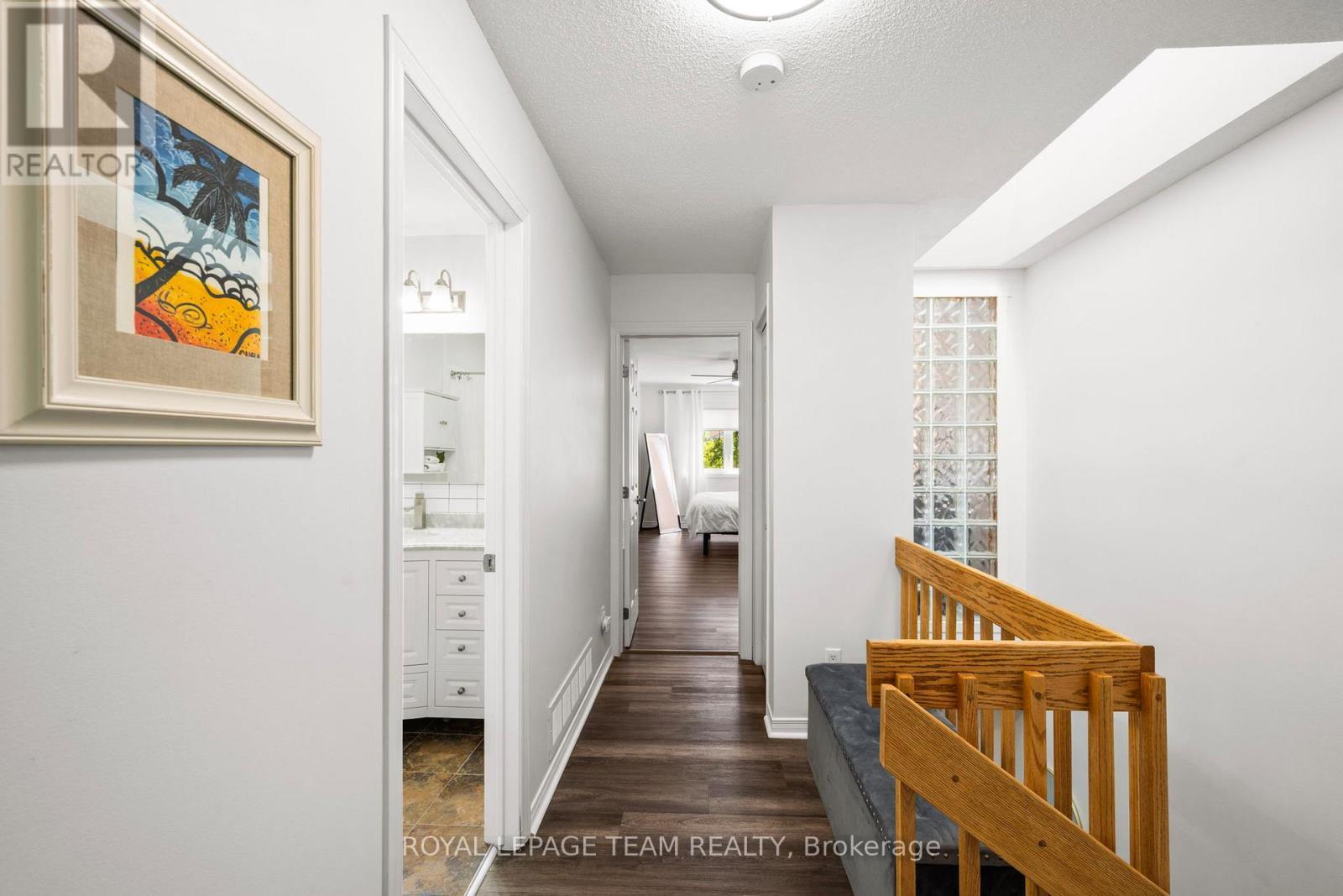 212 Provender Avenue, Ottawa, ON - Indoor Photo Showing Other Room