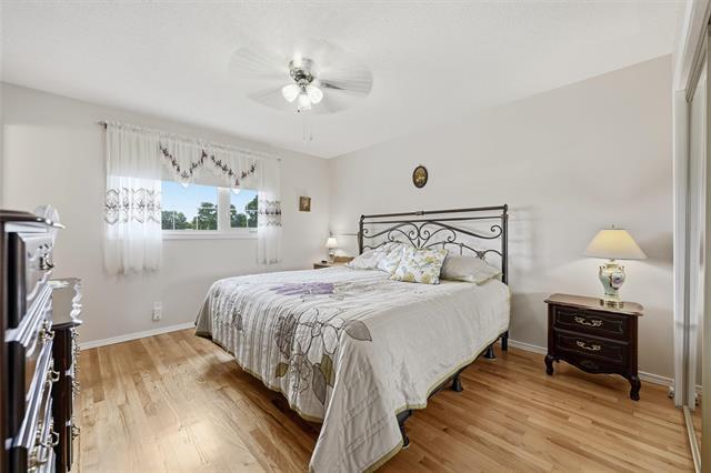 15 Sinnott St, Winnipeg, MB - Indoor Photo Showing Bedroom