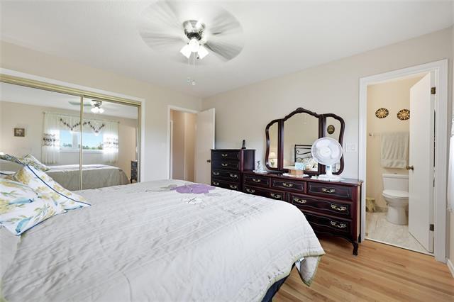 15 Sinnott St, Winnipeg, MB - Indoor Photo Showing Bedroom