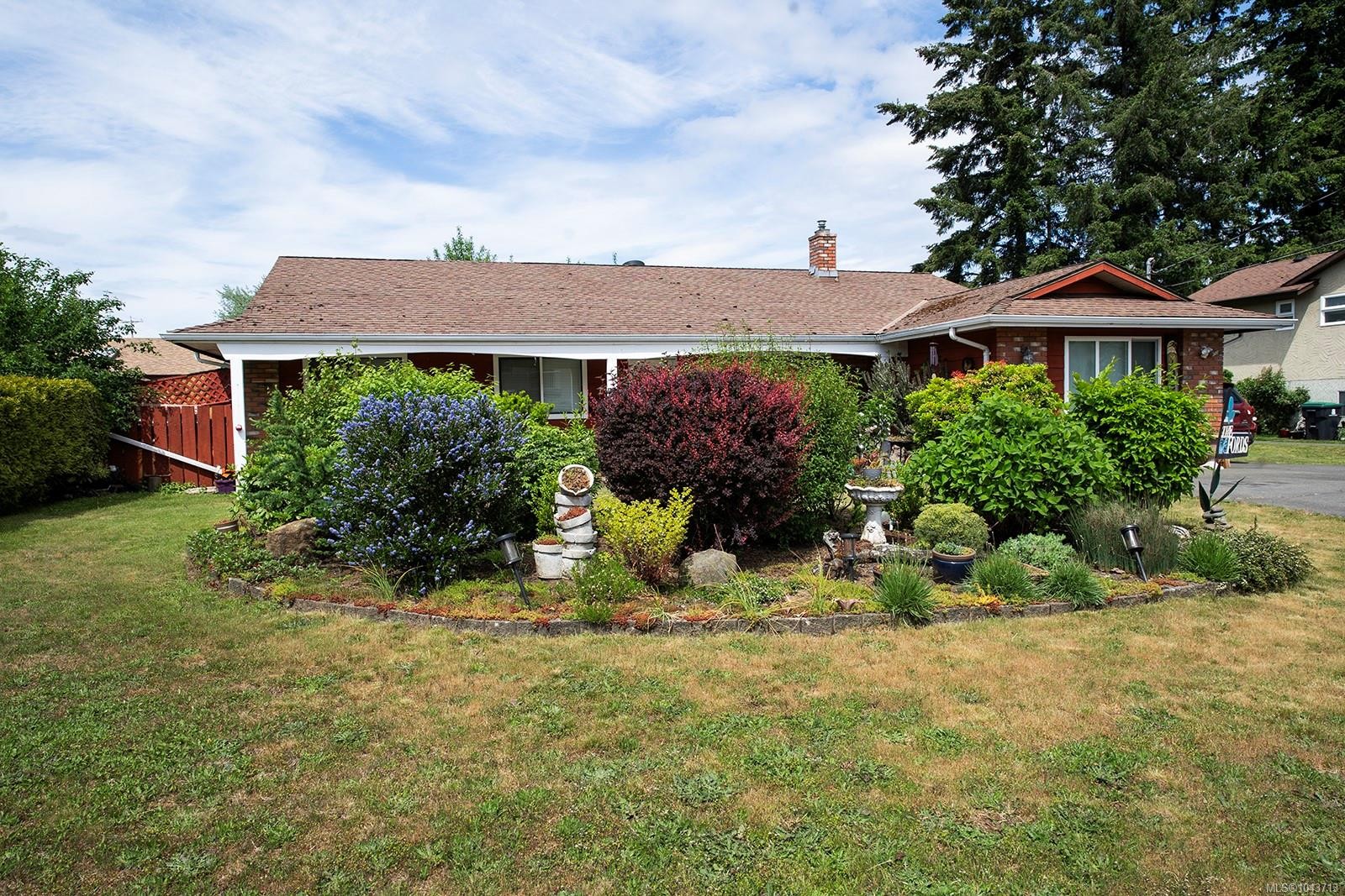 1965 Cougar Cres, Comox, BC