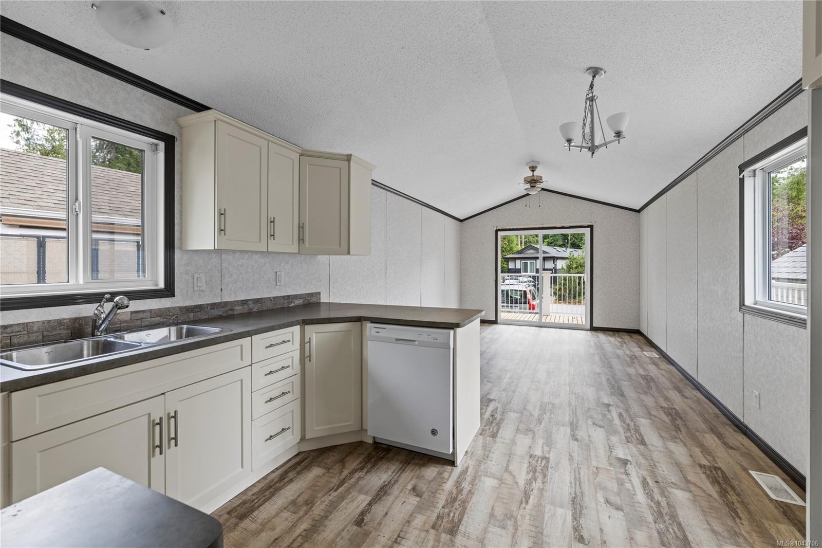 #286-3042 River Rd, Chemainus, BC