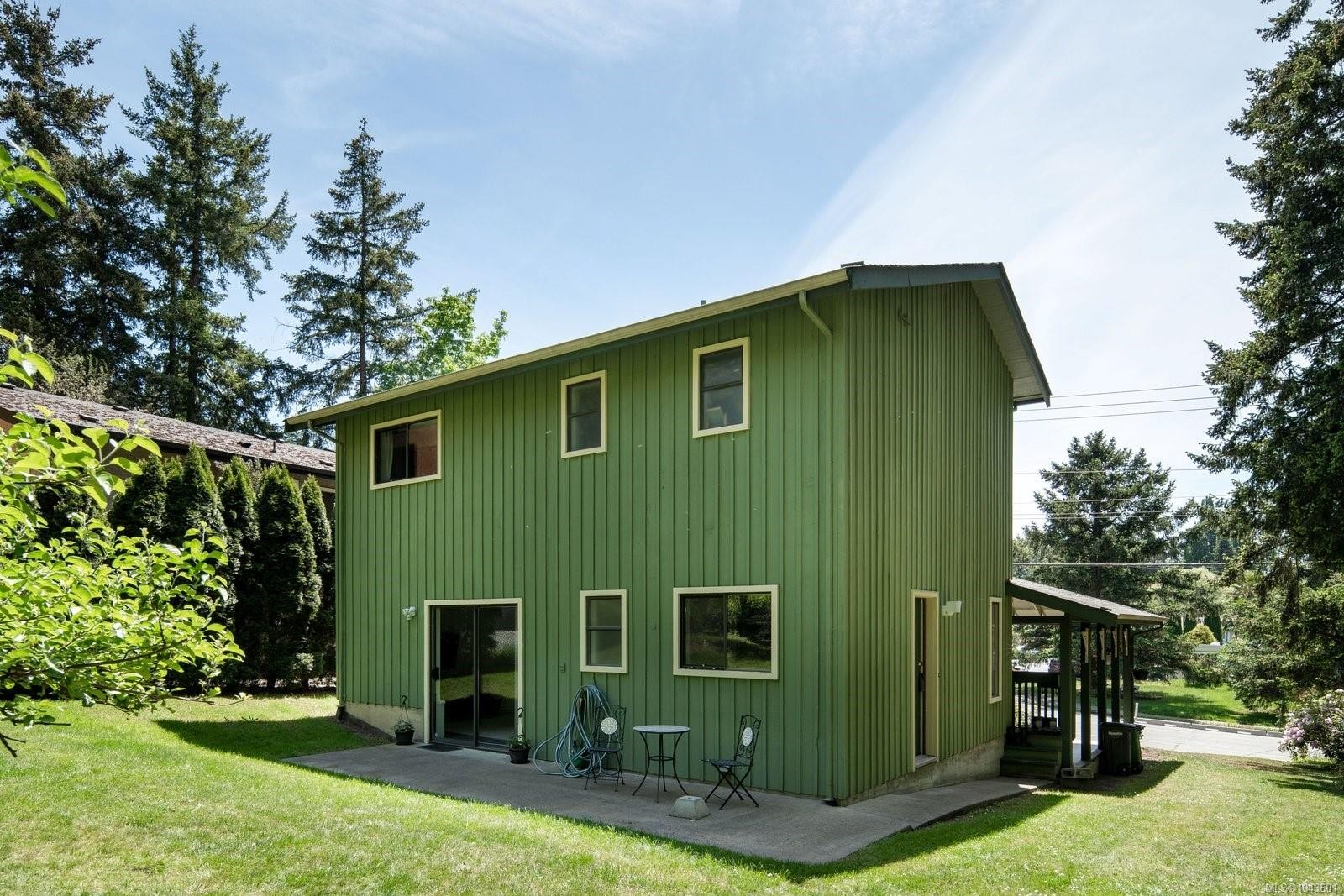 764 Mann Ave, Saanich, BC