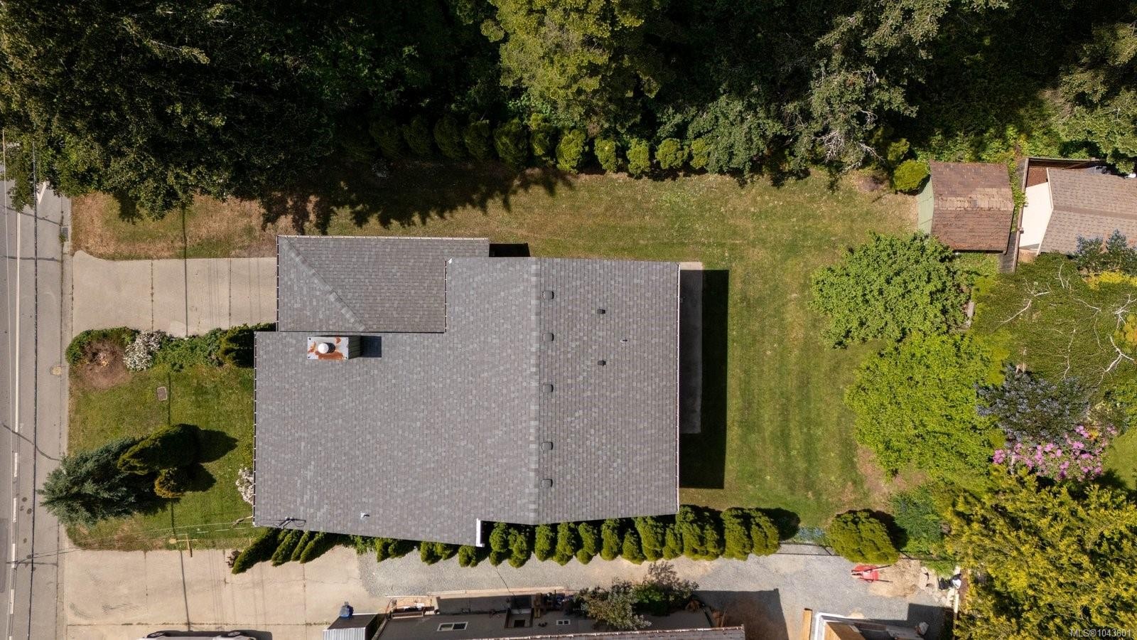 764 Mann Ave, Saanich, BC