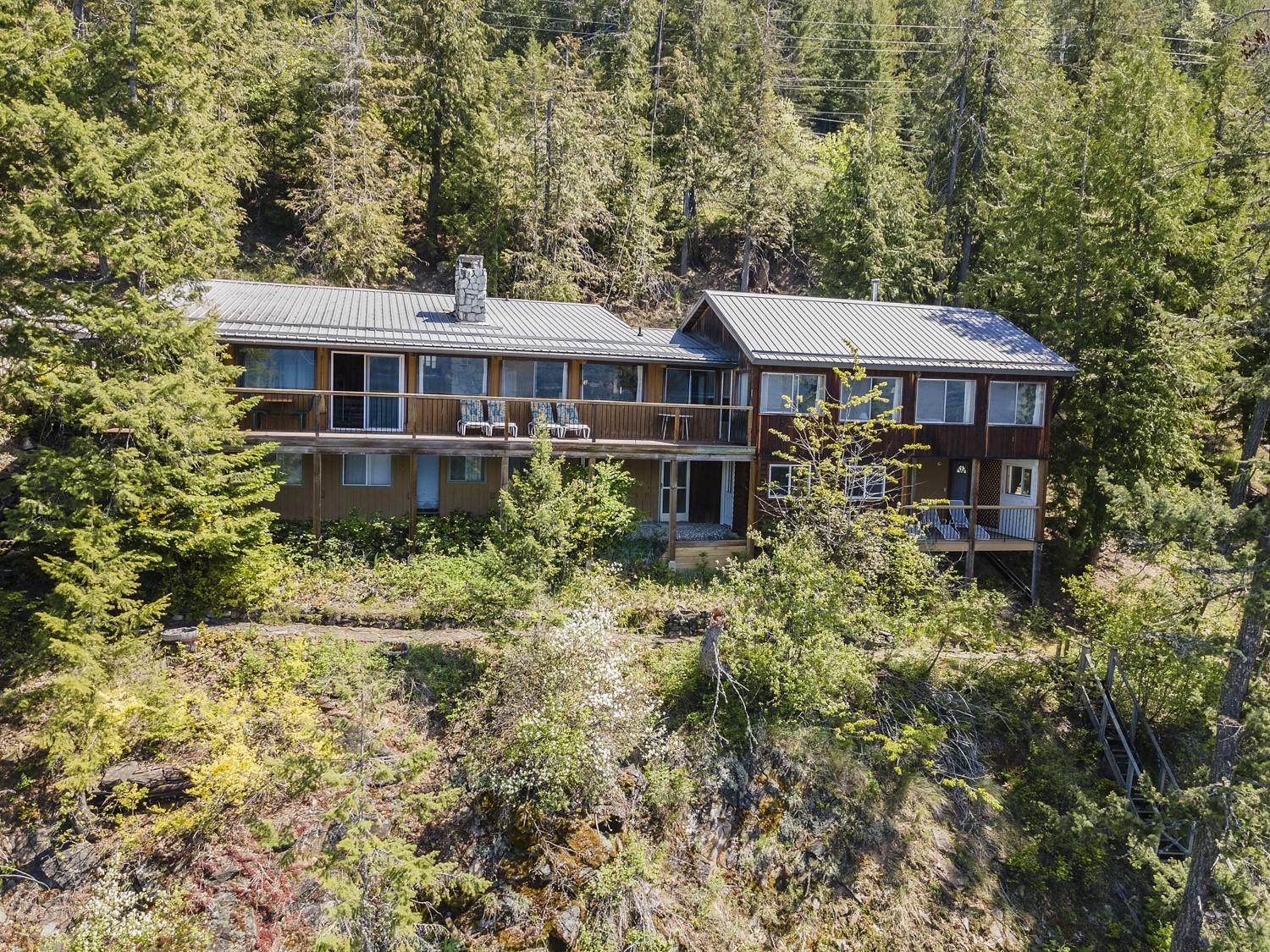 11929 3A Highway, Destiny Bay, BC - Outdoor With Deck Patio Veranda