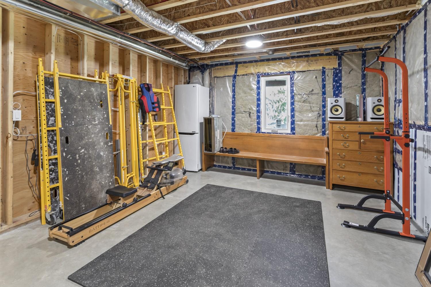 13683 Larch Road, Boswell, BC - Indoor Photo Showing Basement