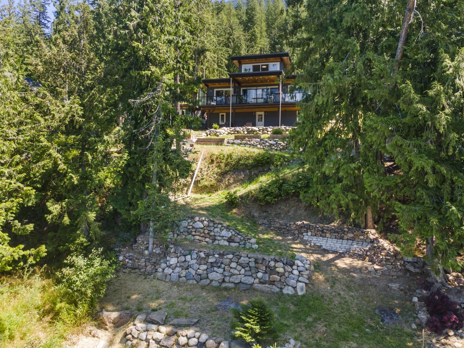 13683 Larch Road, Boswell, BC - Outdoor