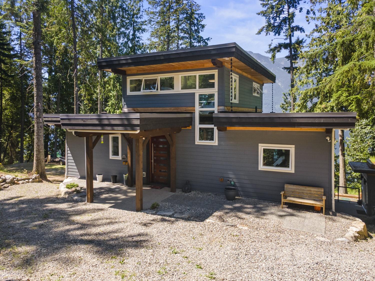 13683 Larch Road, Boswell, BC - Outdoor