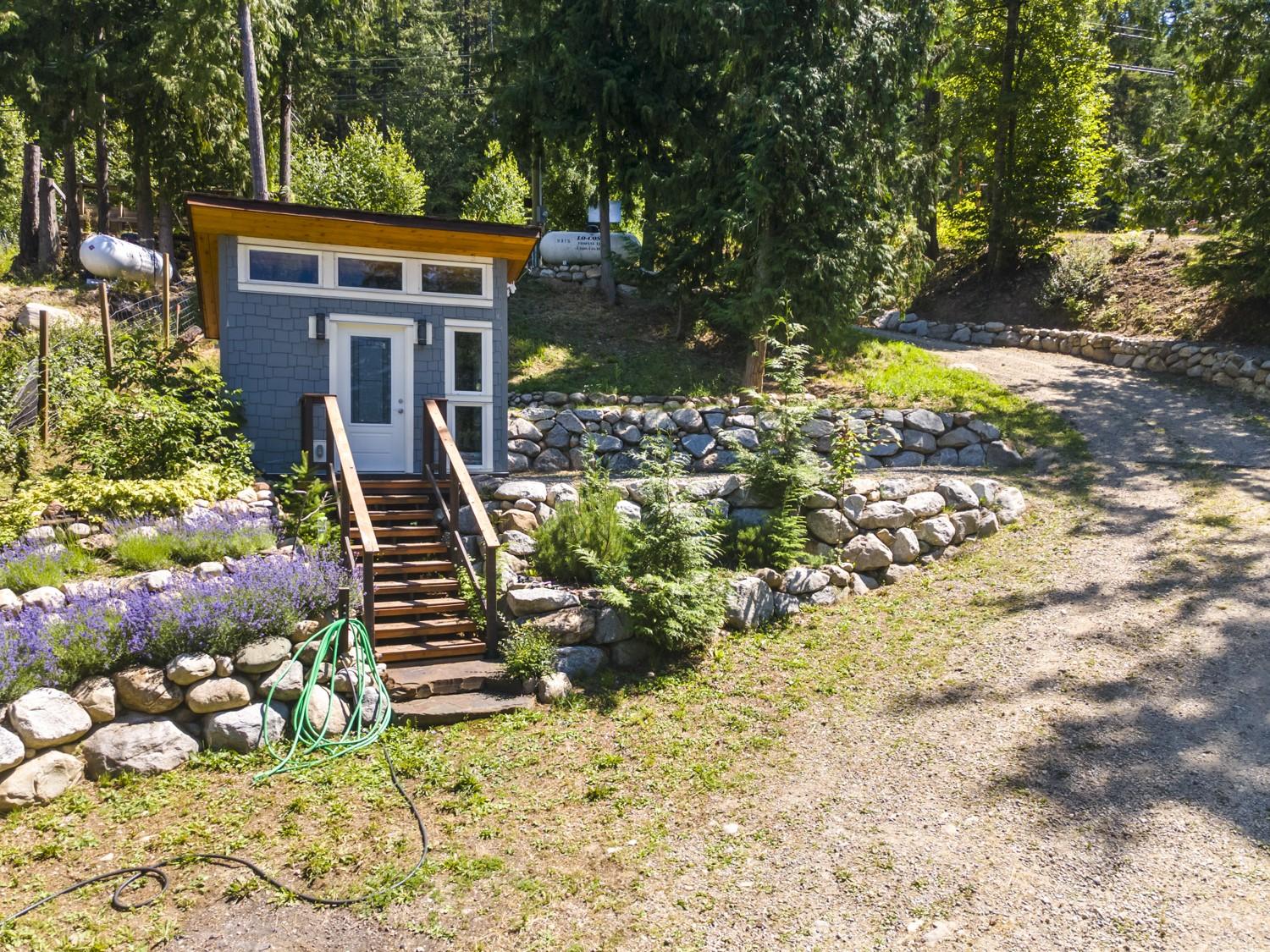 13683 Larch Road, Boswell, BC - Outdoor