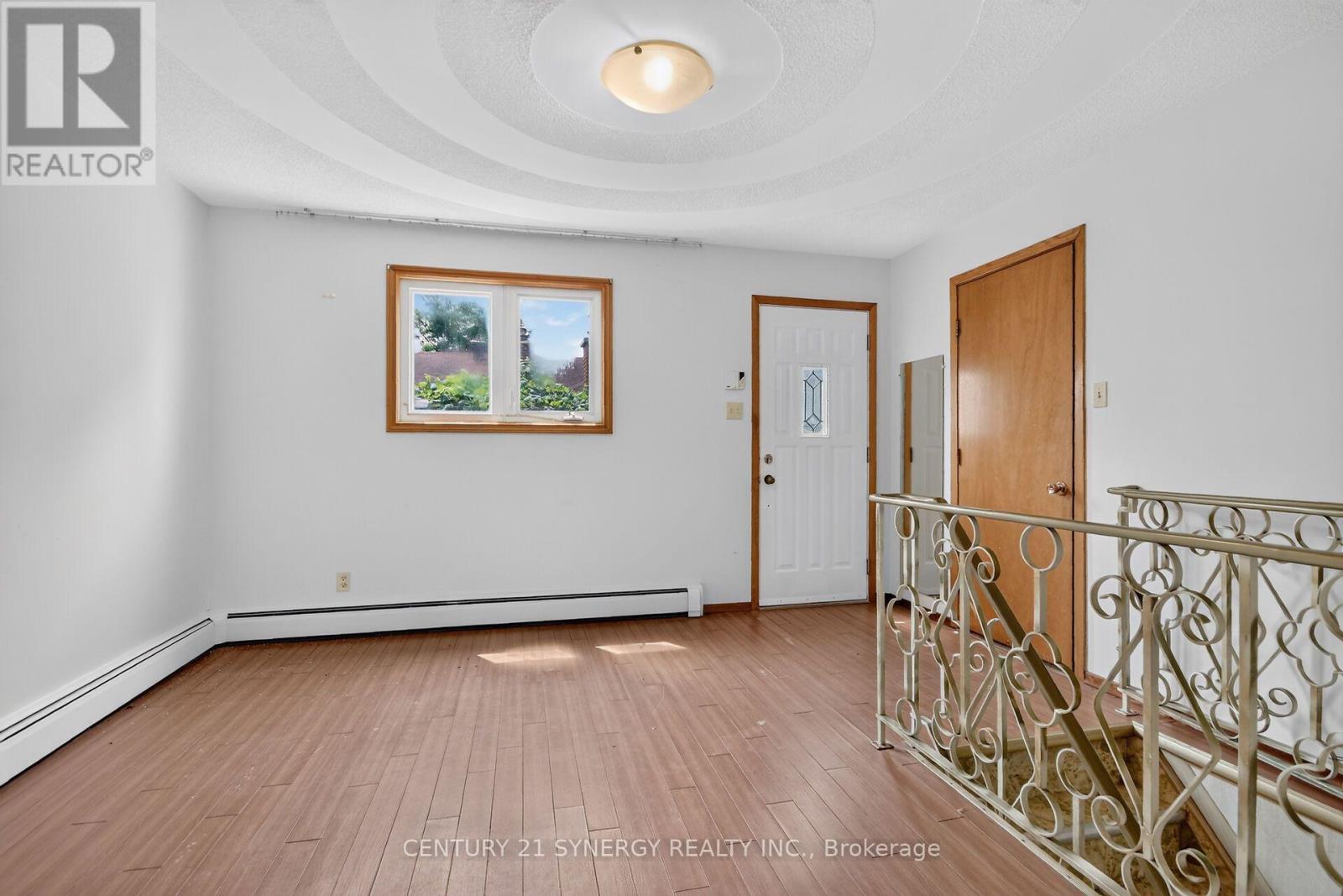 974 Greenbriar Avenue, Ottawa, ON - Indoor Photo Showing Other Room