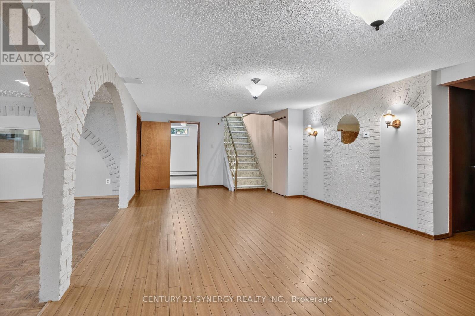 974 Greenbriar Avenue, Ottawa, ON - Indoor Photo Showing Other Room
