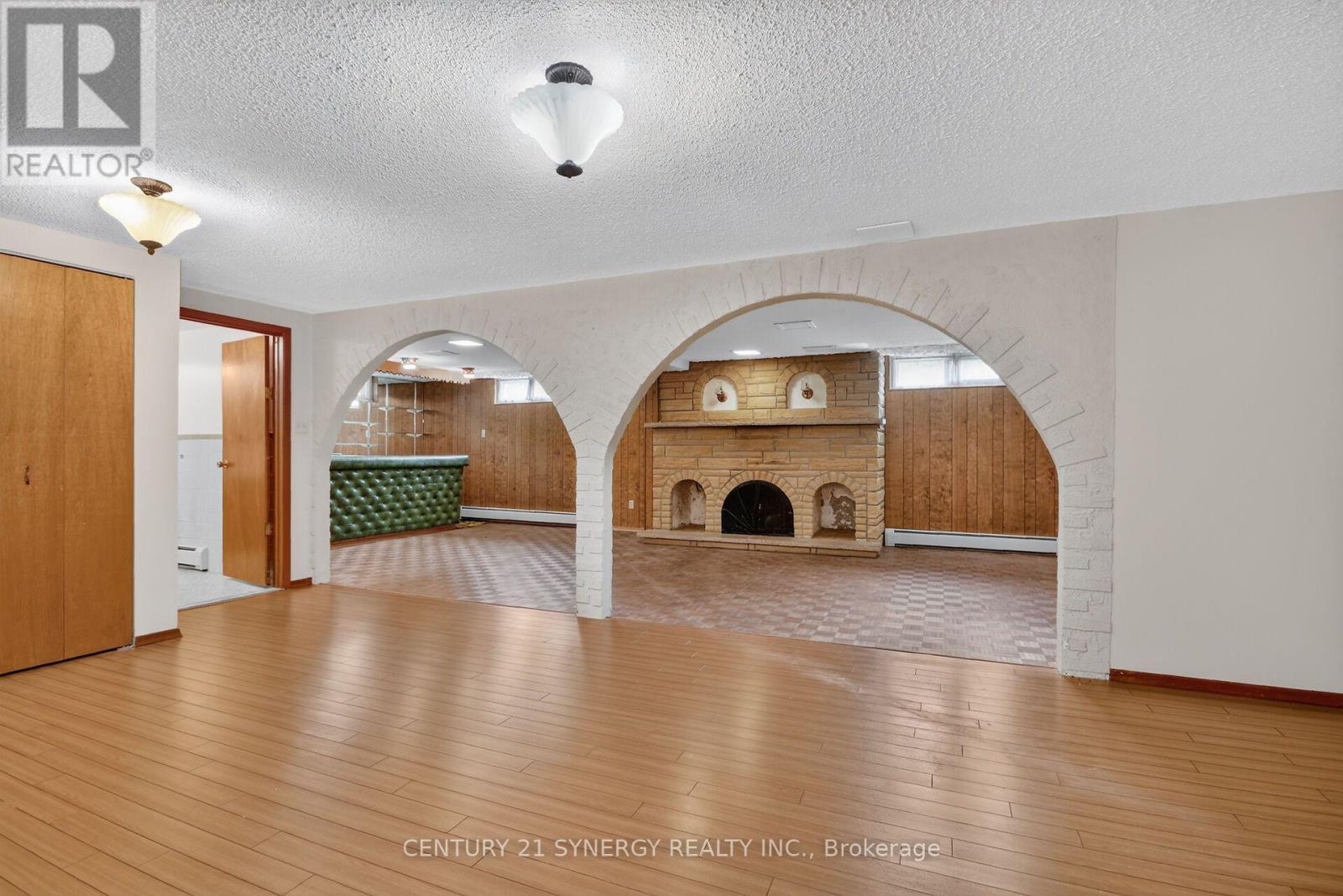 974 Greenbriar Avenue, Ottawa, ON - Indoor