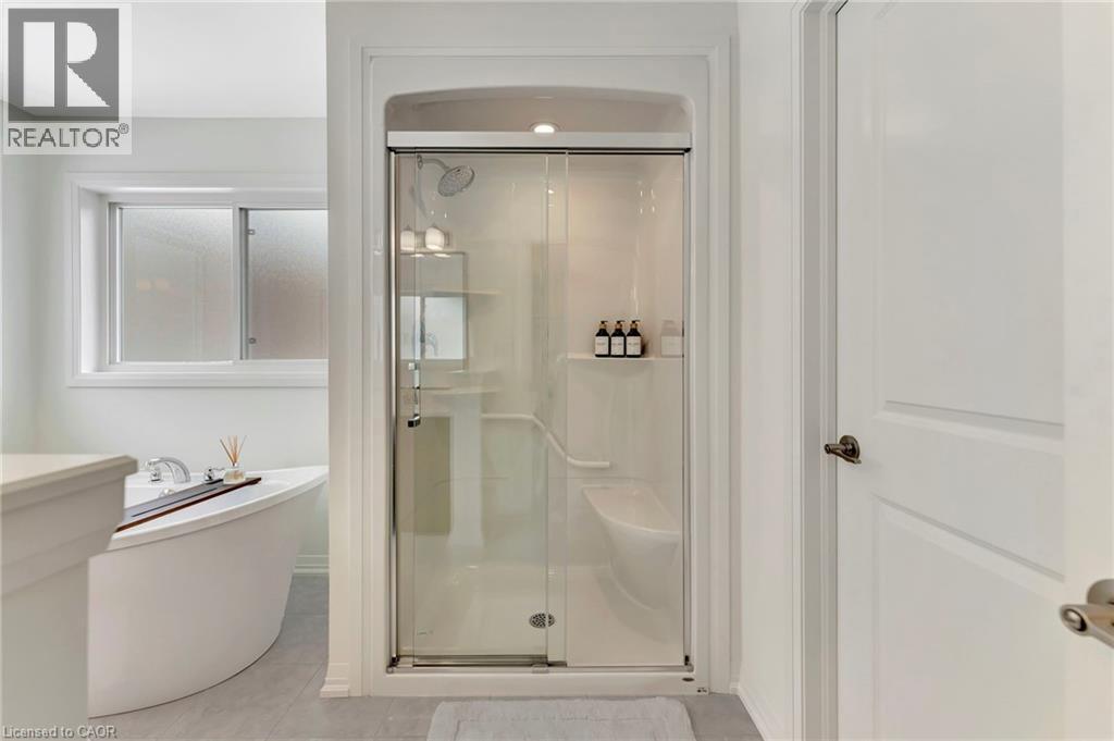 49 Willson Drive, Thorold, ON - Indoor Photo Showing Bathroom