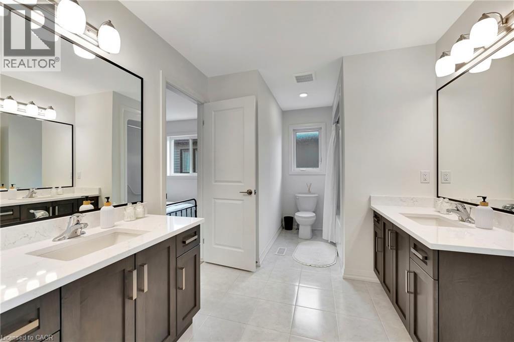49 Willson Drive, Thorold, ON - Indoor Photo Showing Bathroom