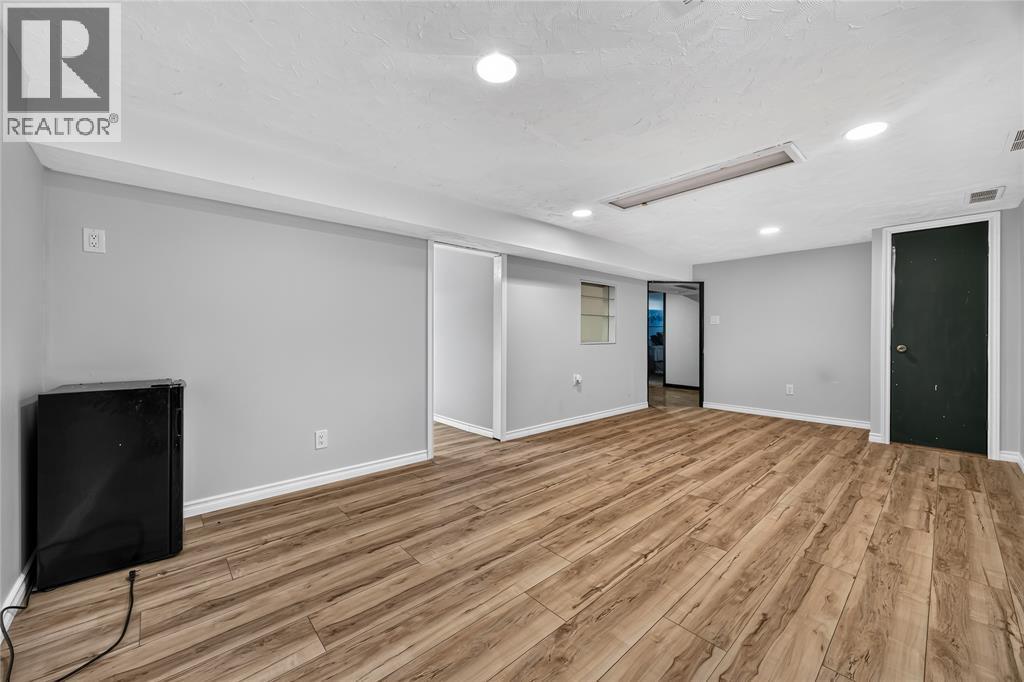 1150 Thomas Drive, Sarnia, ON - Indoor Photo Showing Other Room