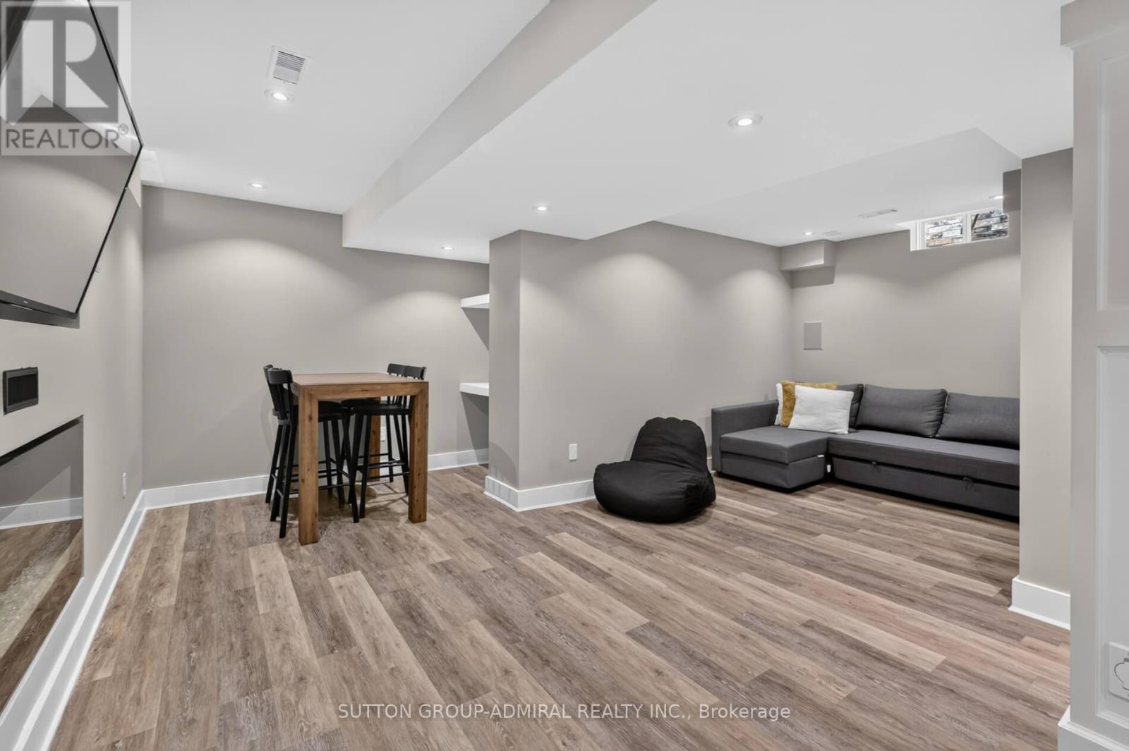 7 Emily Carr Crescent, Caledon, ON - Indoor