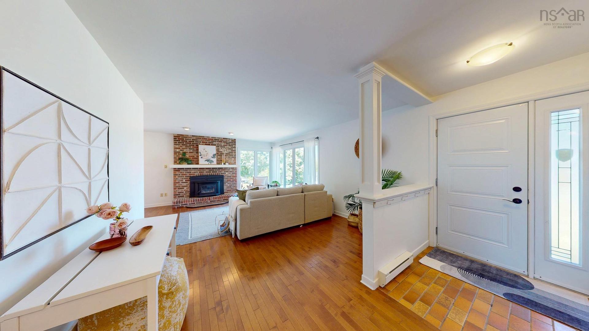 20 Grandview Drive, Wolfville, NS - Indoor With Fireplace