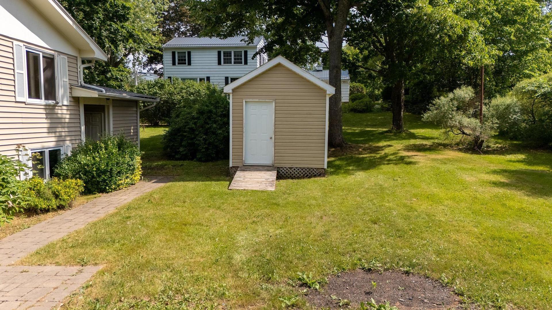 20 Grandview Drive, Wolfville, NS - Outdoor