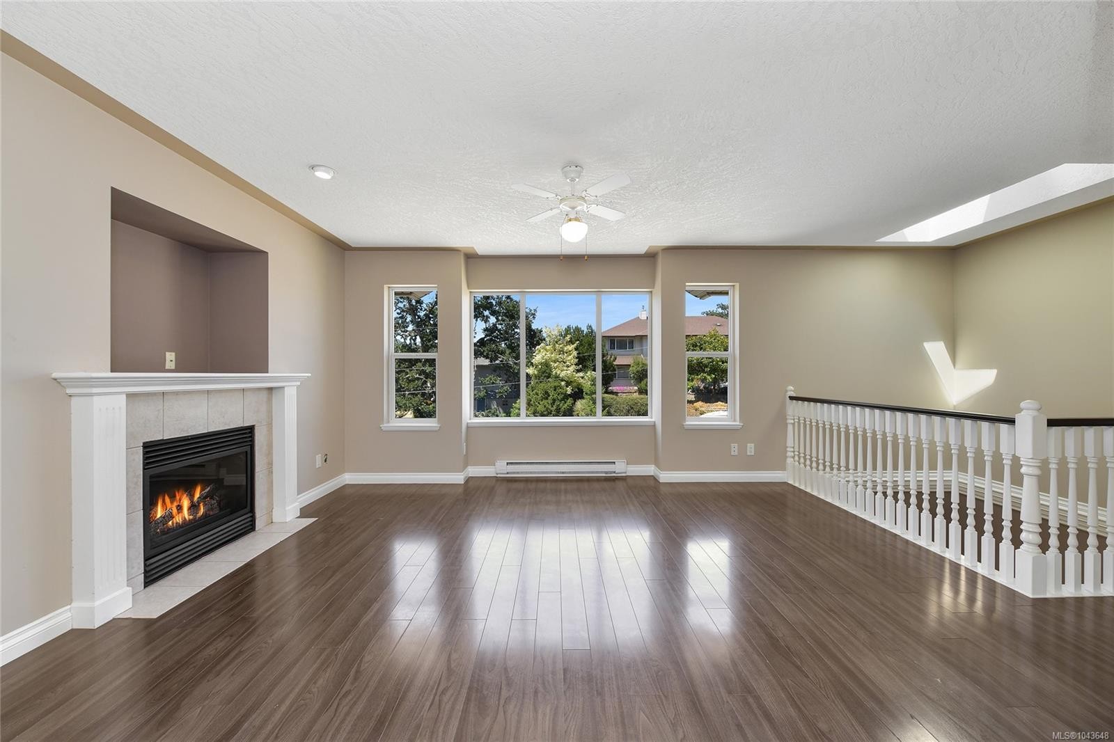 585 Hansen Ave, Langford, BC