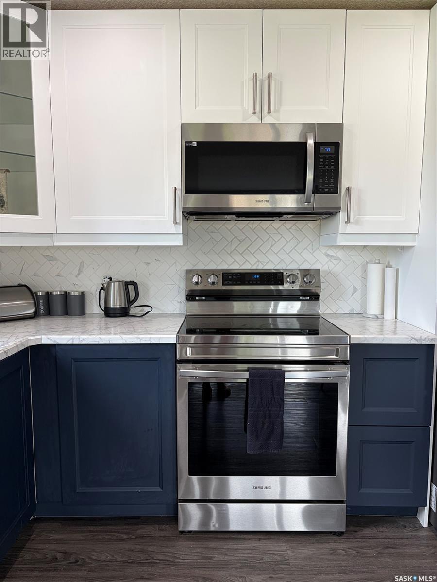 4 Mission Bay, Lebret, SK - Indoor Photo Showing Kitchen