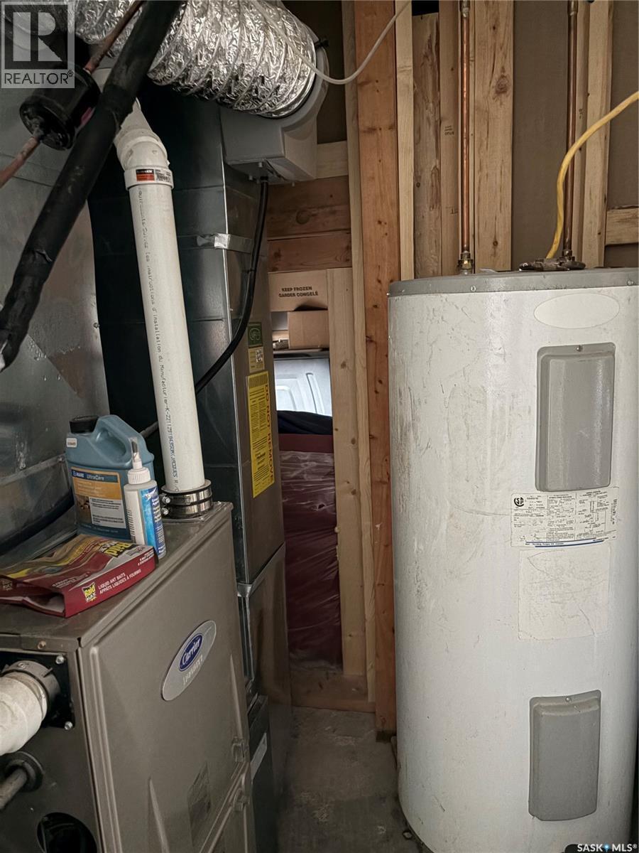 4 Mission Bay, Lebret, SK - Indoor Photo Showing Basement