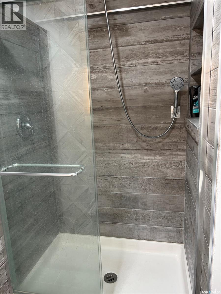 4 Mission Bay, Lebret, SK - Indoor Photo Showing Bathroom