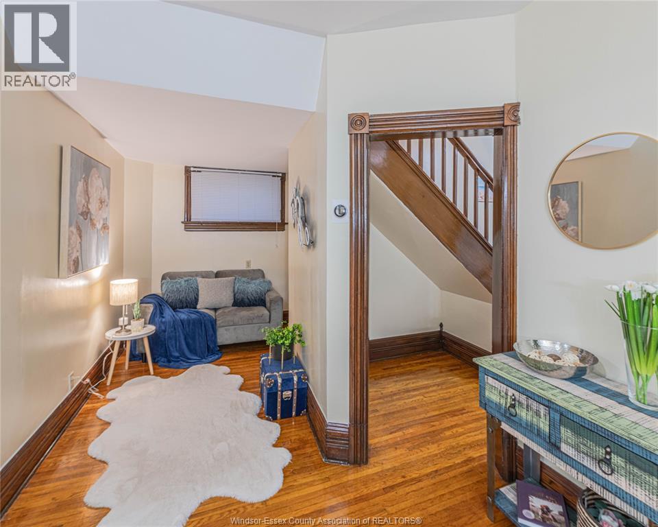 576 Janette, Windsor, ON - Indoor