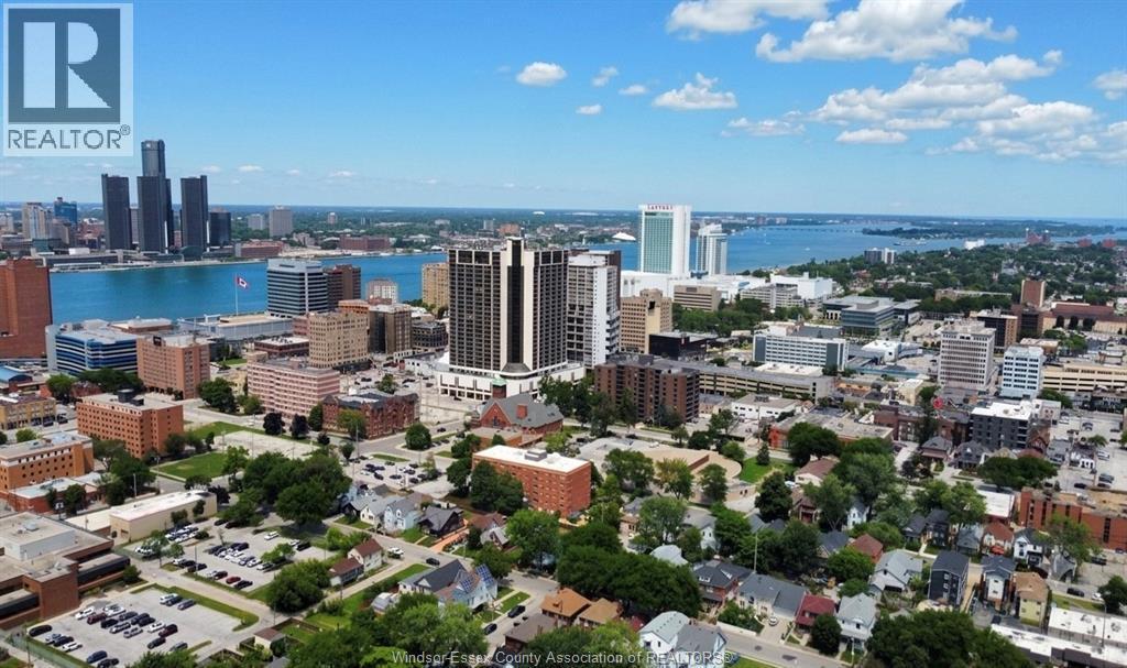 576 Janette, Windsor, ON - Outdoor With Body Of Water With View