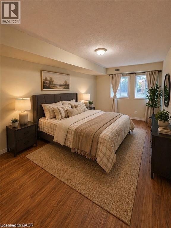 500 Westmount Road W Unit# 103, Kitchener, ON - Indoor Photo Showing Bedroom