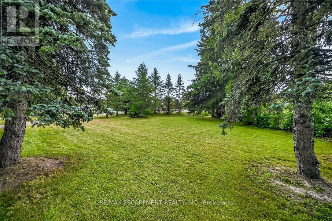2250 56 Highway, Hamilton, ON - Outdoor