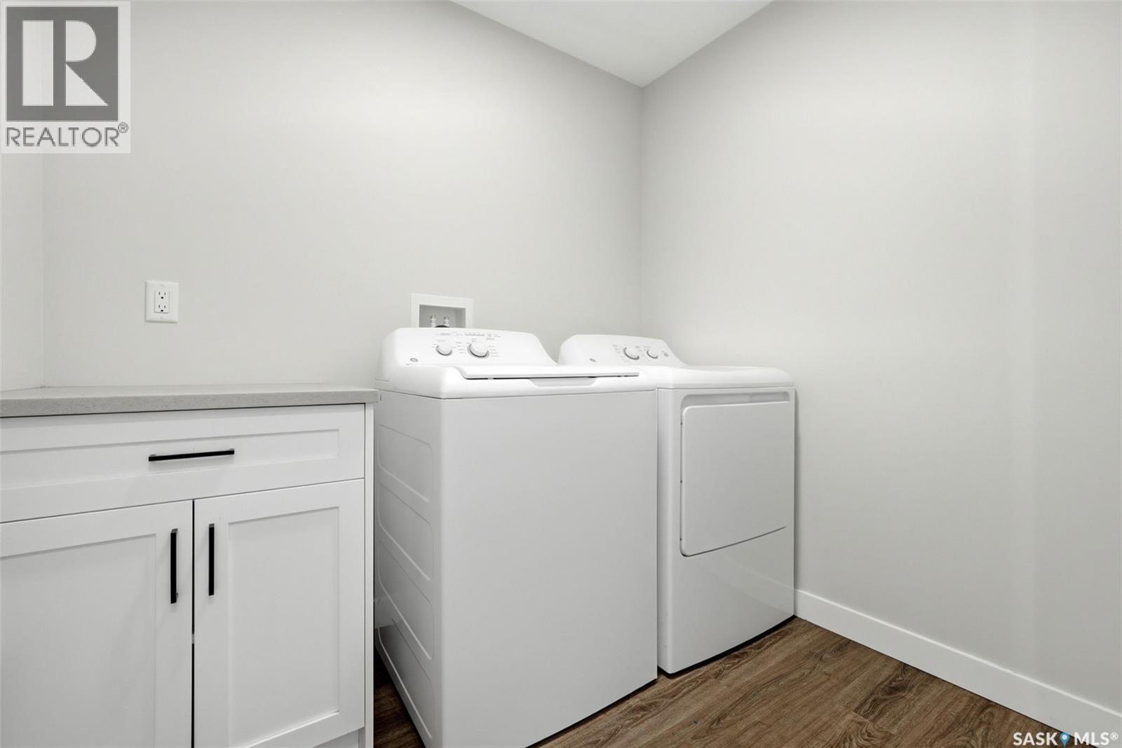 25 Aaron Drive, Echo Lake, SK - Indoor Photo Showing Laundry Room