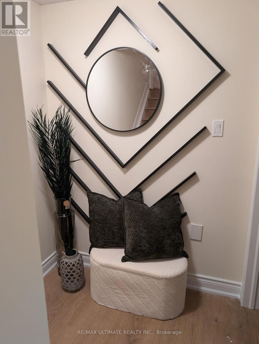 3434 Crimson King Circle, Mississauga, ON - Indoor Photo Showing Bathroom