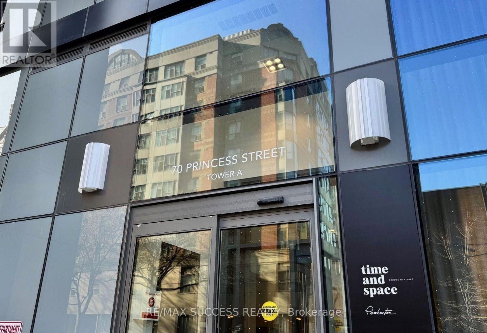 1925A - 70 Princess Street, Toronto, ON - Outdoor