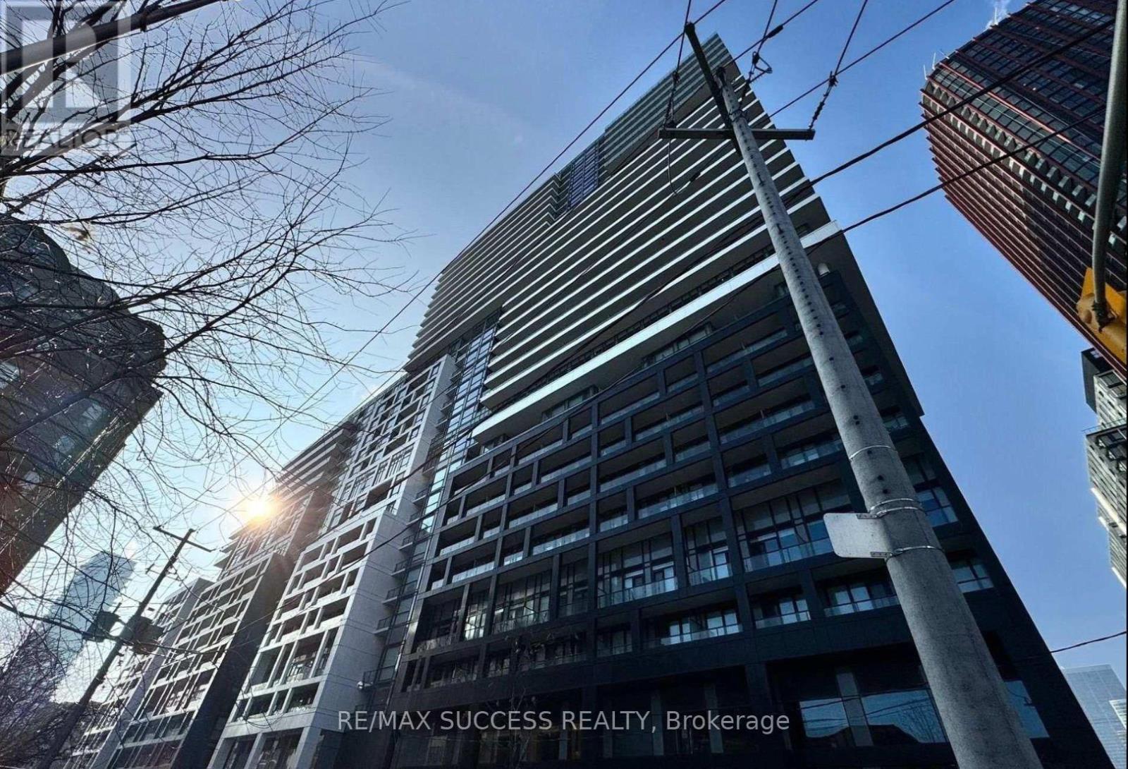 1925A - 70 Princess Street, Toronto, ON - Outdoor