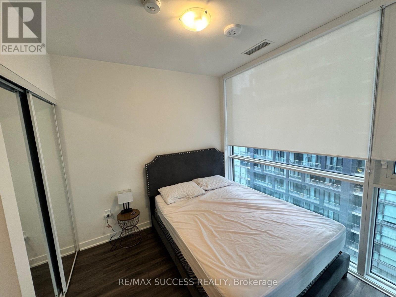 1925A - 70 Princess Street, Toronto, ON - Indoor Photo Showing Bedroom