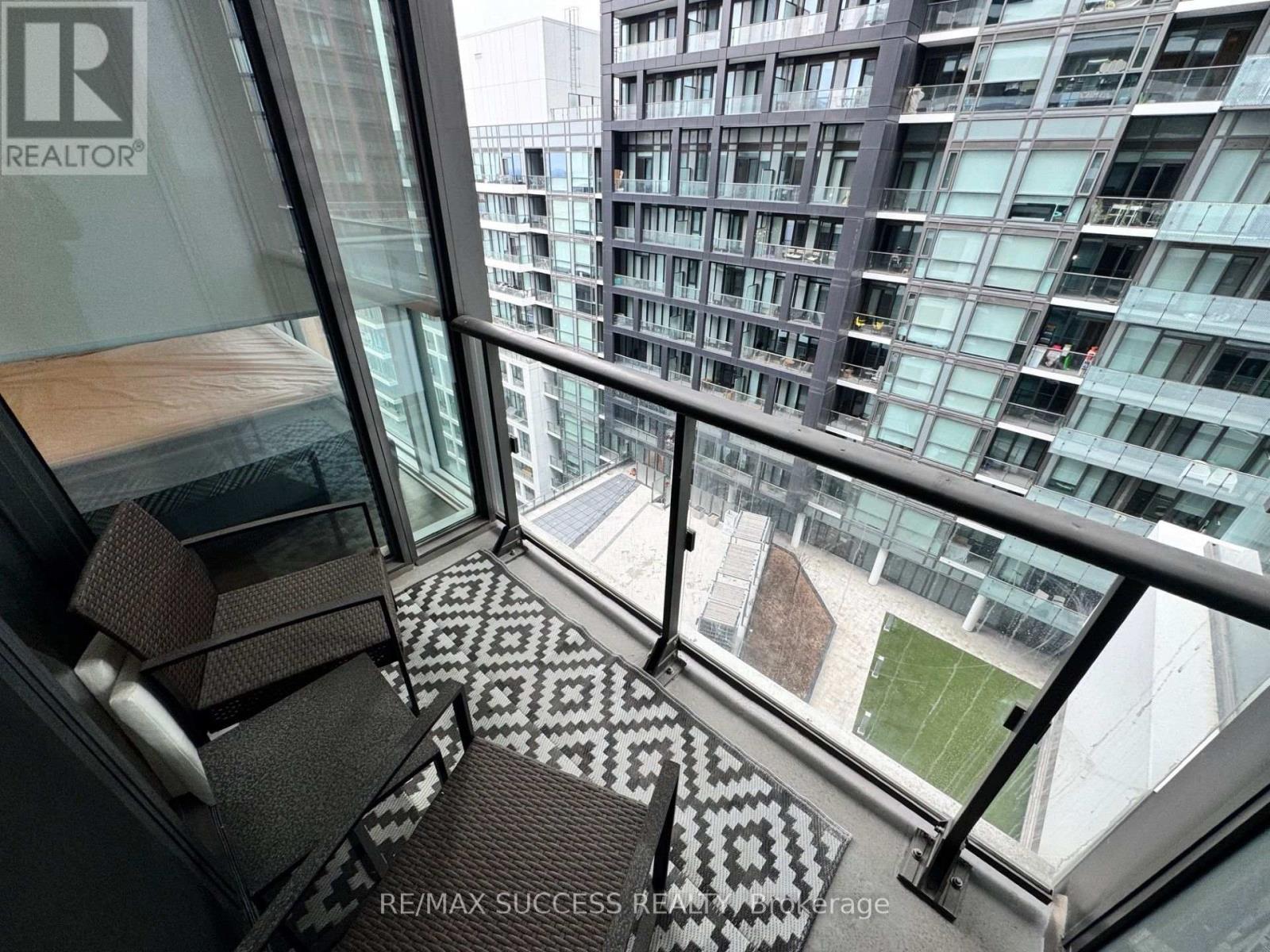 1925A - 70 Princess Street, Toronto, ON - Outdoor