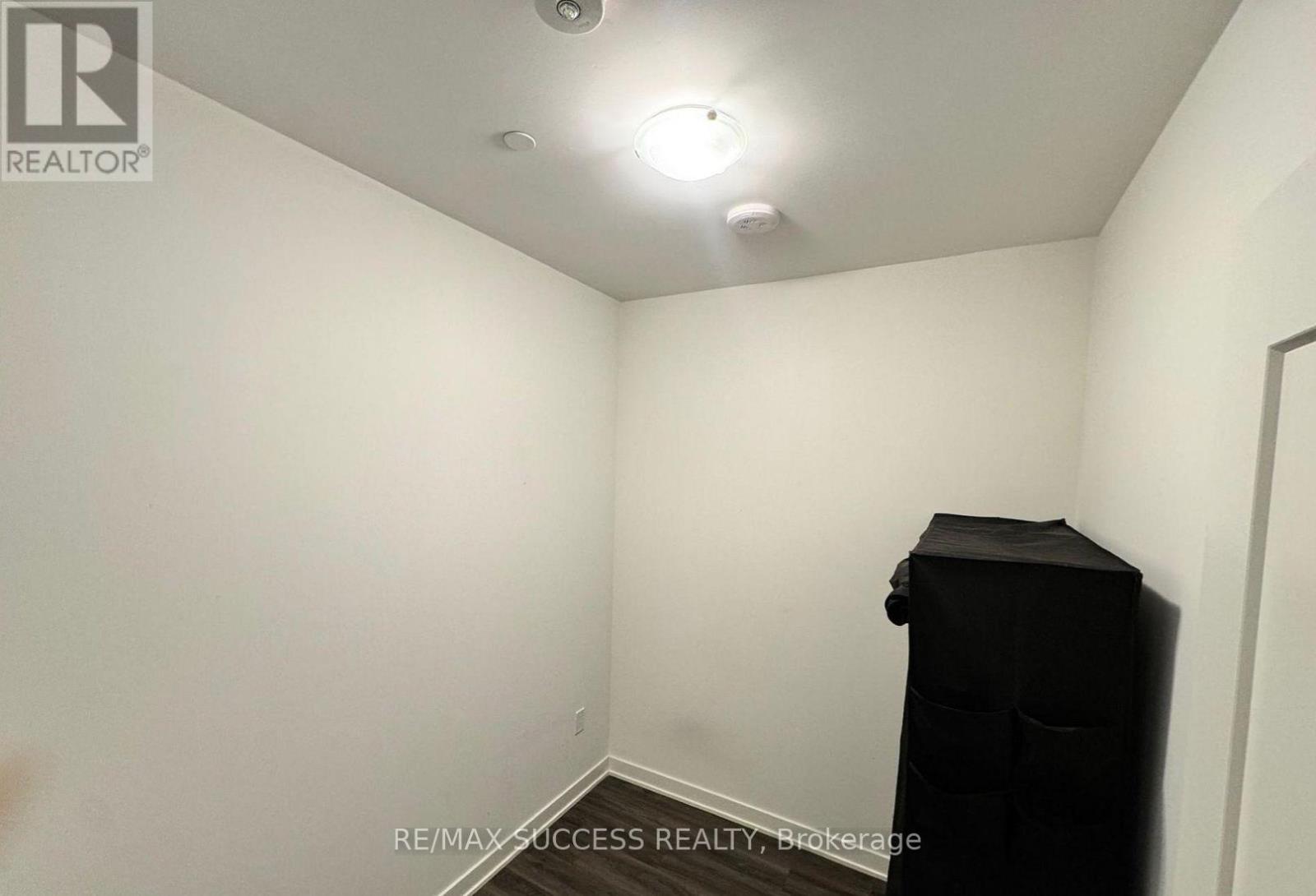 Den - 1925A - 70 Princess Street, Toronto, ON - Indoor Photo Showing Other Room